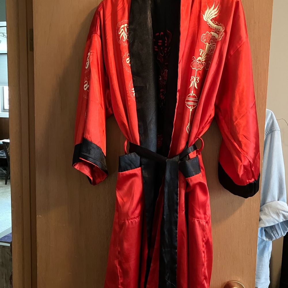 Elegant Red and Black Women's Robe